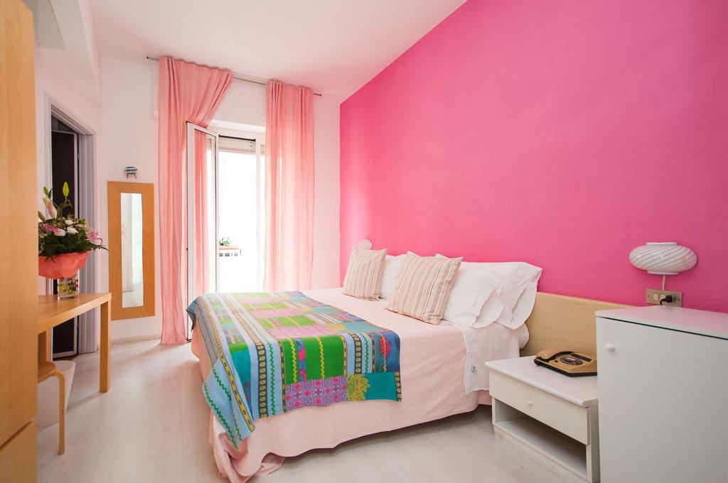 Hotel Giongo Spotorno Luaran gambar
